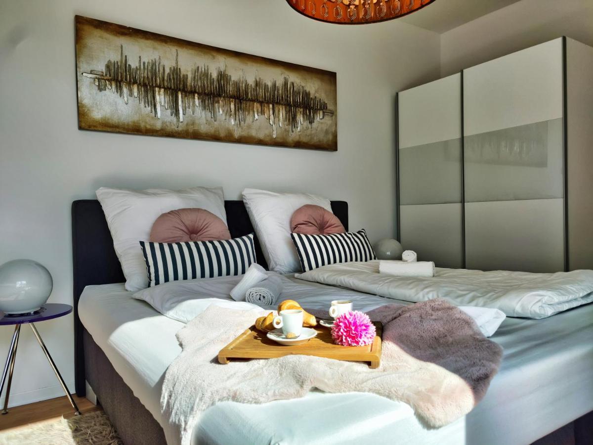 Penthouse Mit Whirlpool Im Herzen Von Niedersachsen Burgwedel  Exterior foto